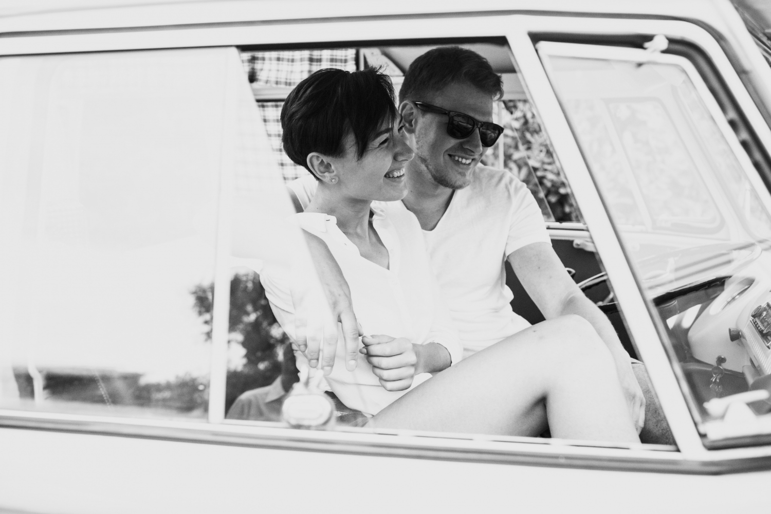 Couple enjoying a relaxed Gold Coast road trip together